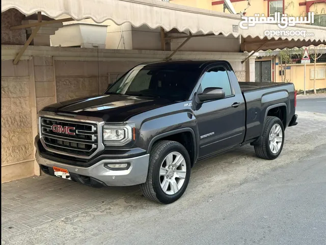 GMC Sierra Z71 V8 5.3 4×4 موديل : 2016 ماشي : 188.000 km تامين : 4 - 2026