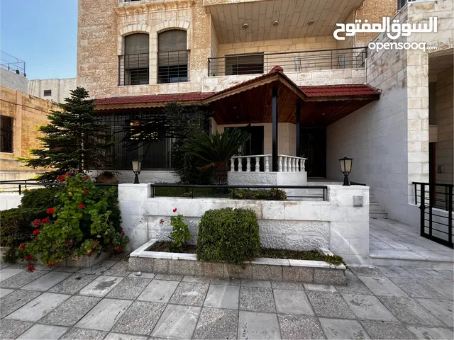 240 m2 3 Bedrooms Apartments for Rent in Amman Al Kursi
