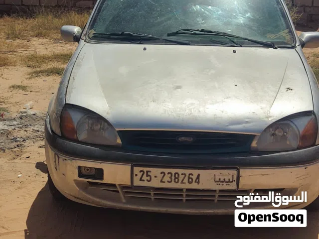 فورد فيستا البيع بقطعه
