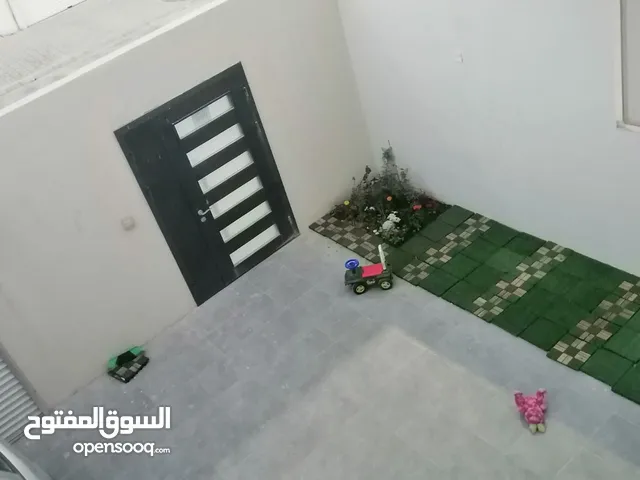 200 m2 More than 6 bedrooms Villa for Sale in Al Riyadh Dahiat Namar