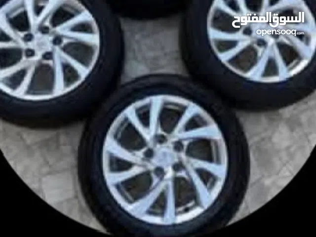 مطلوب جنطات تويتا كرولا 2012