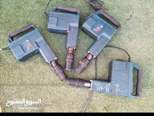 عدة يدوية أصلية شبه جديد  يتوفر خدمة توصيل