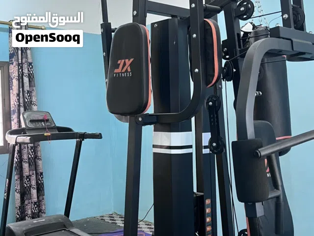 معدات وألات رياضية منزليه متكامله للبيع مستخدمه فتره بسيطه فقط