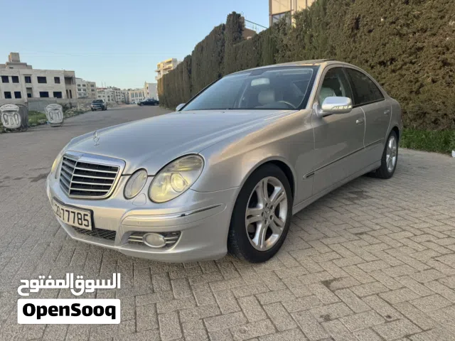 2007 مرسيدس بنز الفئة-E E 200