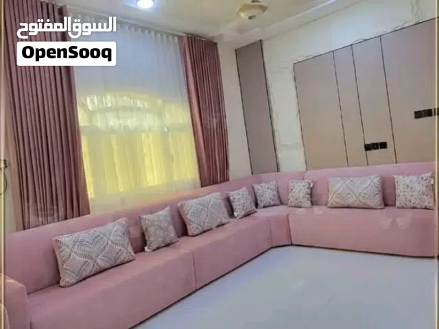 دلع منزلك ب احداث الكنب وانتريهات ومجالس عربيه بسعر الجمله