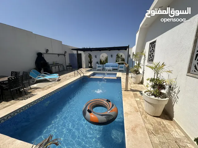 2 Bedrooms Farms for Sale in Tripoli Ain Zara