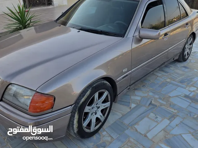 مرسيدس بنز