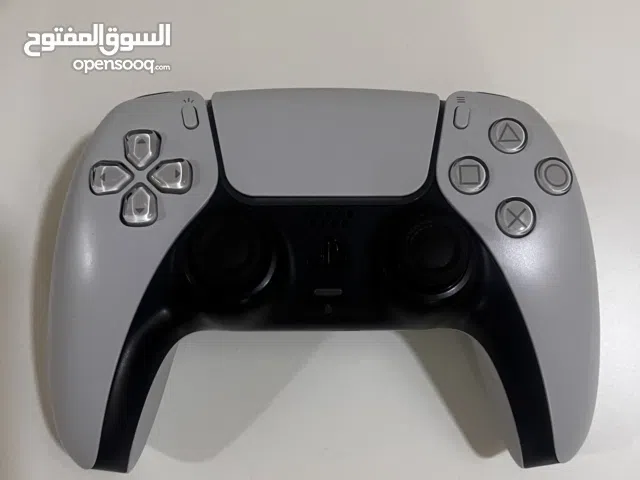 للبيع قير سوني فايف مركب فيه انلوقات يعني مستحيل يصير فيه درفت