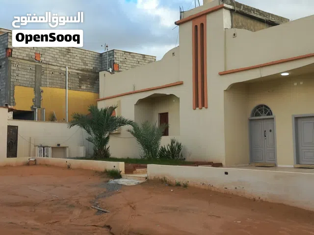 270 m2 4 Bedrooms Townhouse for Sale in Tripoli Tareeq Al-Mashtal