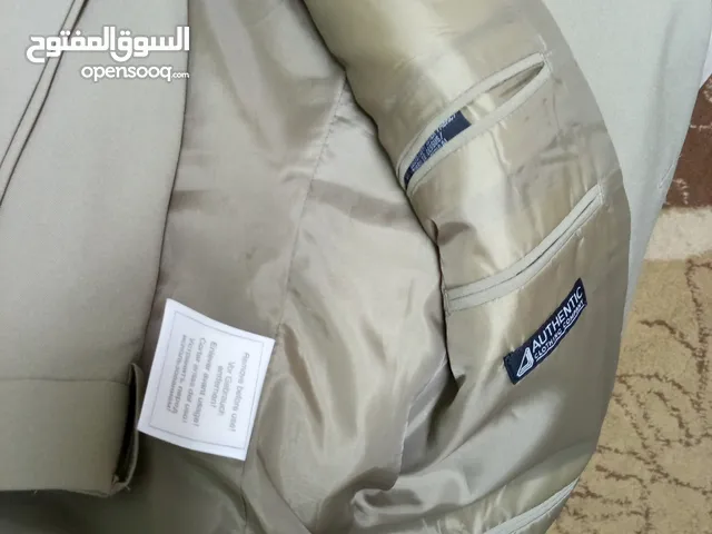 بدلتين رجالي مميزات قماشة فخمة لبسة واحدة فقط لون اسود ولون بيج