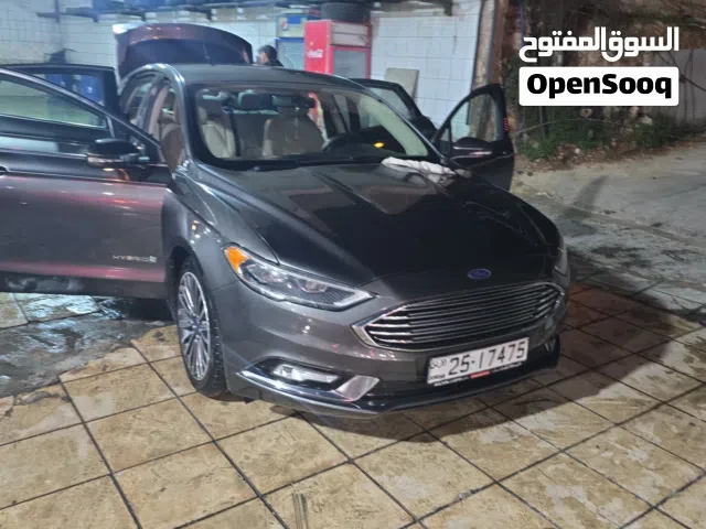 2017 فورد فيوجن Titanium