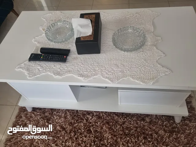 طاولة خشب للبيع لغرف الجلوس