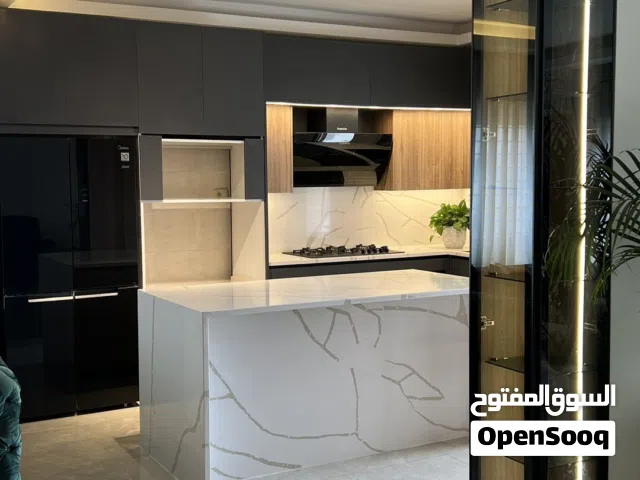 مطابخ خشب  مطابخ اللمنيوم أماراتي بجميع الألوان بكفالة 10 سنوات