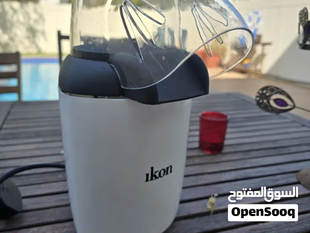 popcorn maker