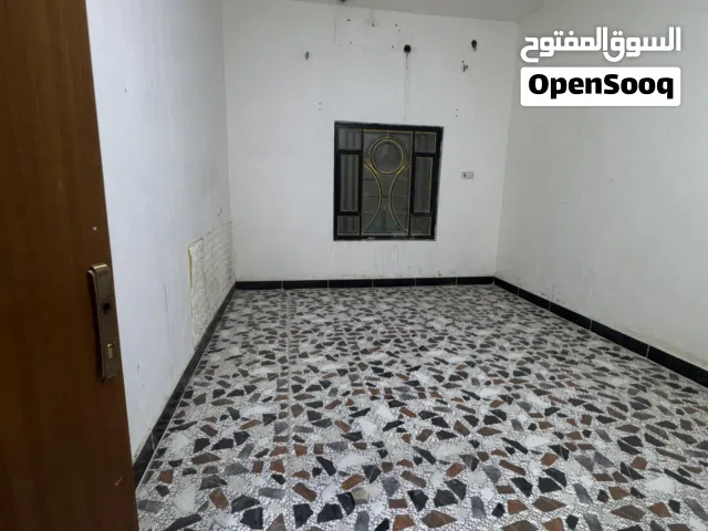 150 m2 2 Bedrooms Townhouse for Sale in Basra Muhandiseen