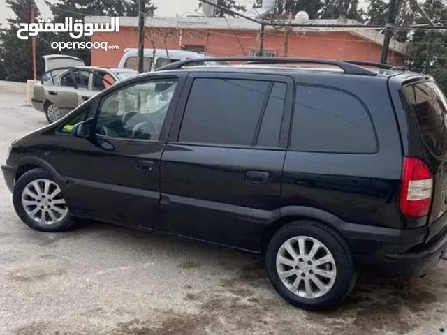 Used Opel Zafira in Nablus