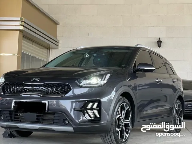 كيا نيرو فل الفل 2020 كيا نيرو 2020 تورنك بلس غرفه خمري فل كامل عدا فتحه جمرك جديد وارد كوريا