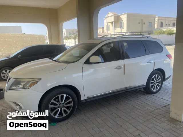 Used Nissan Pathfinder in Fujairah