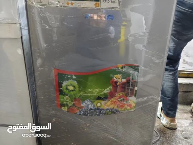 excellent condition mini fridge for sale
