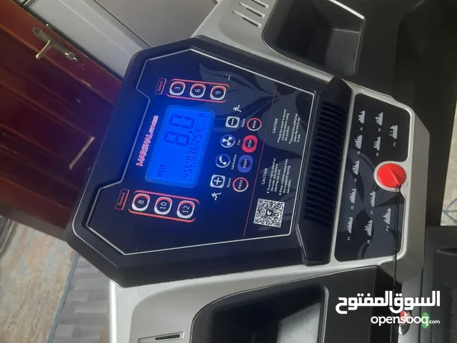للبيع جهاز مشي شبه جديد