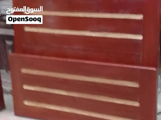 ربنا يبارك لصاحب النصيب  سرير عمولة مقاس 120سم  وإفخاد سحارة بالملل بحالة ممتازة