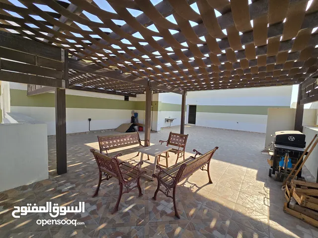 100 m2 2 Bedrooms Apartments for Rent in Muscat Al Khoud