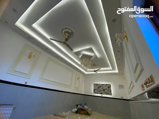 خدمات كهربائيه عامه تأسيس المنازل والمحلات التجارية  تأسيسات عامه  صيانه البنلات والسراكت