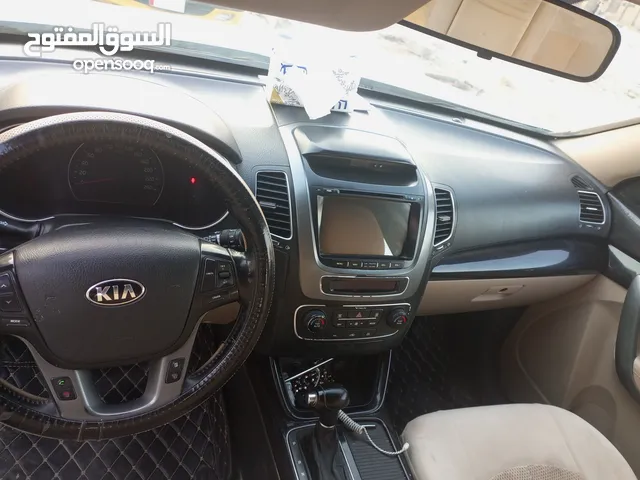 Used Kia Sorento in Dhi Qar