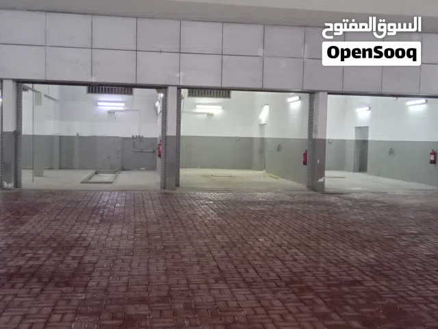 For rent car wash in doha in prime location, in main road and easy to reach. Discover an ideal space