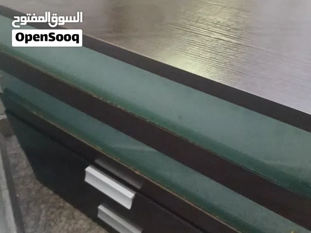 3 كراسي سفره و 3 كبت و1 طاوله زجاج