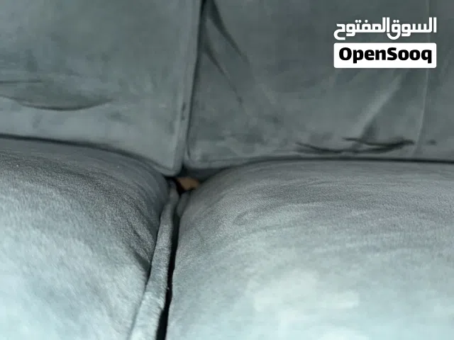 طقم كنب أمريكي 7 مقاعد للبيع من المتجر للأثاث الأمريكي