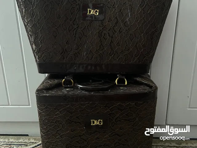 للبيع حقيبه ماركه D&G بسعر 25 دينار