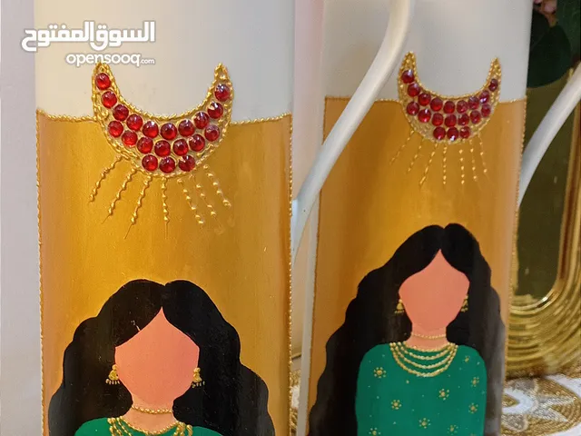 طقم دلال الشاي والقهوة مع طبقة عازلة عن الماء فوق الرسمة لضمان ثباتها
