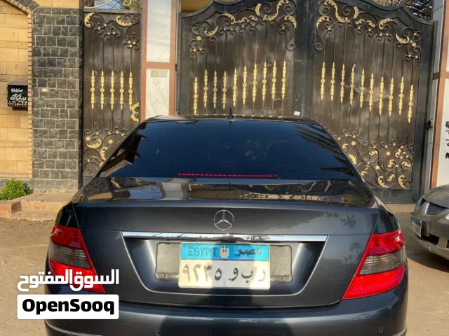 مرسيدس بنز C180 2010 فبريكا بالكامل . حاجه محترمه