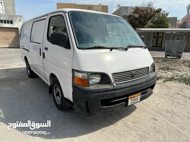 Toyota Hiace 2004 in Northern Governorate