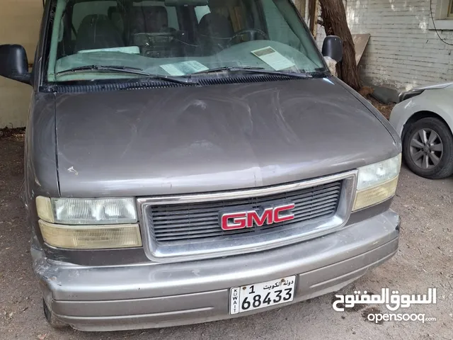 Caravan Ford 2003 in Al Ahmadi