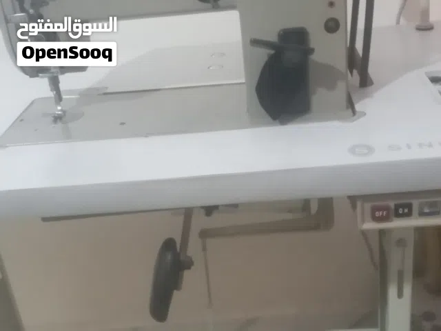 ماكينة خياطة واقرى الوصف
