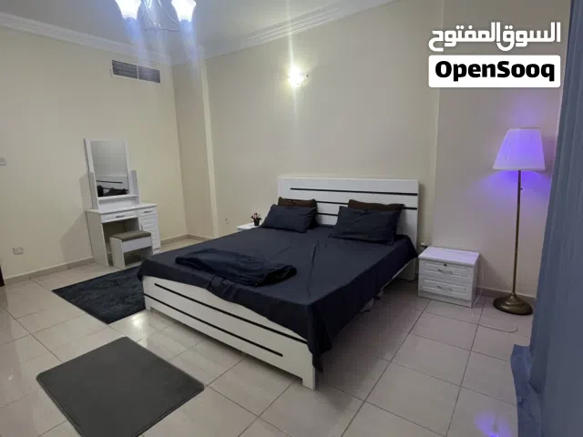 Available big room with balcony for ladies only 1700 Aed all included