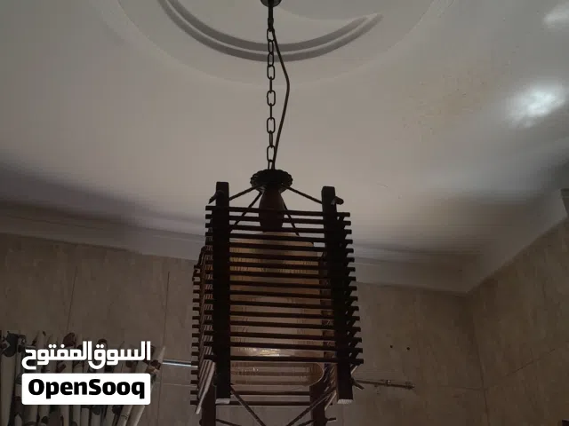 عدد 4 تريات شغلات امورهم تمام