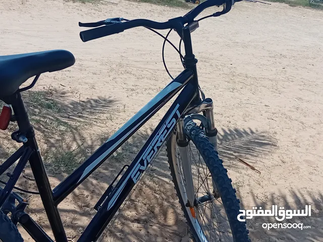 دراجة هوائية ربي يبارك مستعملة استعمال نظيف رقم الدراجة ..(26)
