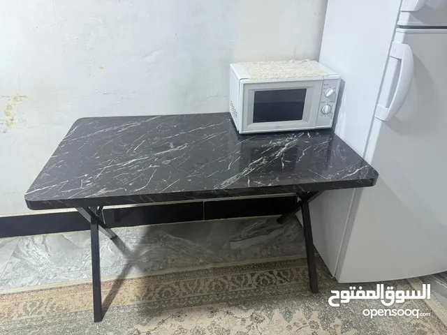 كاونتر للبيع / طاولة للبيع / قنفات للبيع