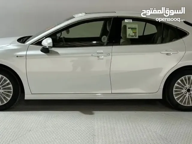 للبيع كامري GLE 2025