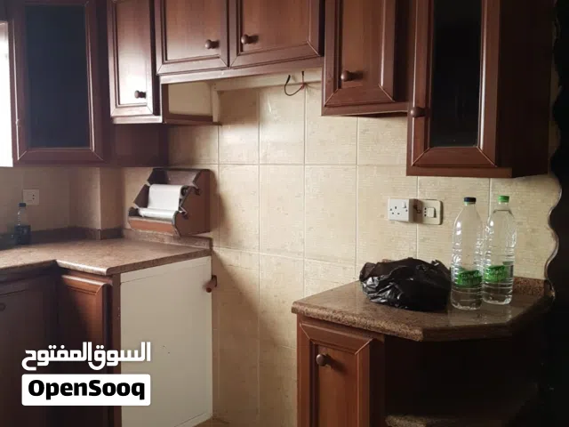 140 m2 3 Bedrooms Apartments for Rent in Zarqa Jabal Tareq