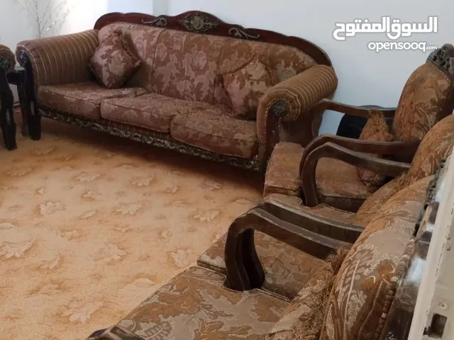 طقم كنب بحالة الوكاله