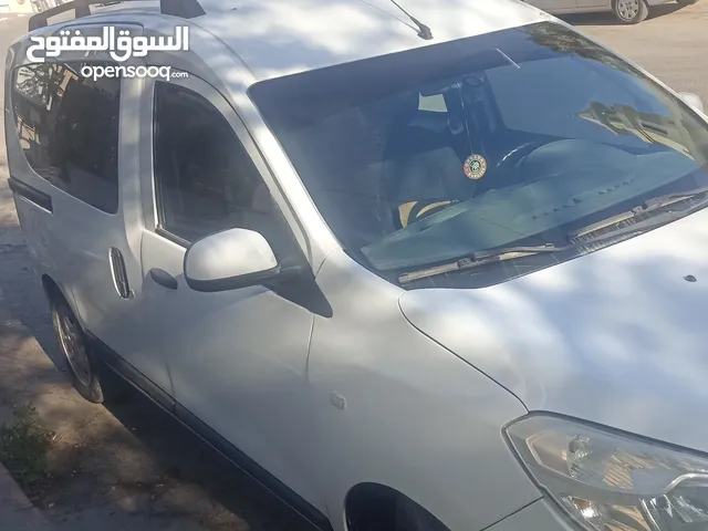 داسيا دوكر 2016