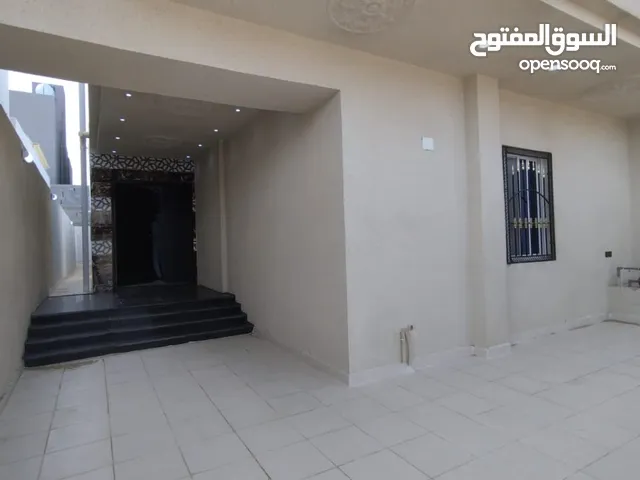 320 m2 5 Bedrooms Villa for Rent in Mecca Al Haram