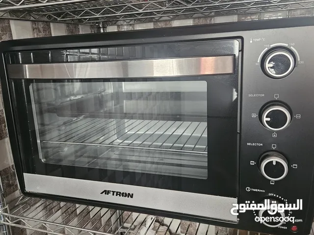 فرن كهربائي للبيع  بحالة ممتازة