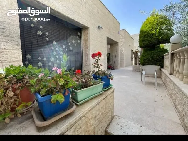فيلا مستقله في تلاع العلي بسعر شقه للبيع المستعجل بسعر مغري جدا جدا مكونه من سكنتين