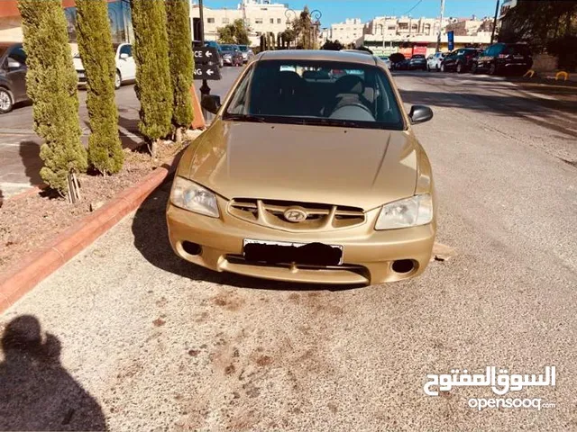هيونداي أكسنت لون ذهبي مميز موديل فيرنا