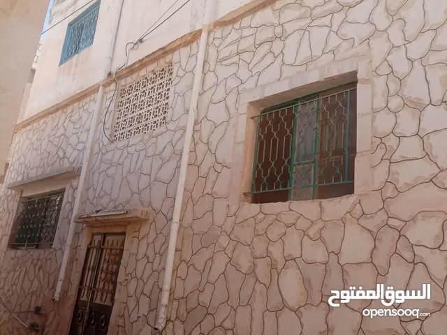 78m2 2 Bedrooms Apartments for Sale in Zarqa Hay Al Ameer Mohammad